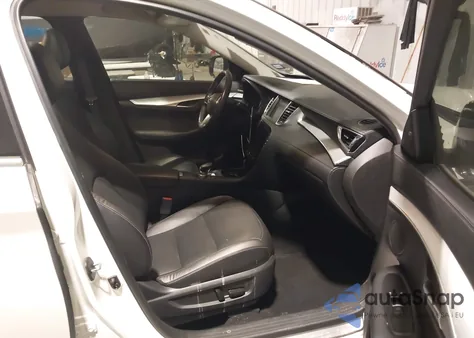 2020 Infiniti Qx50 Essential z USA, uszkodzony, nr VIN 3PCAJ5M13LF114176